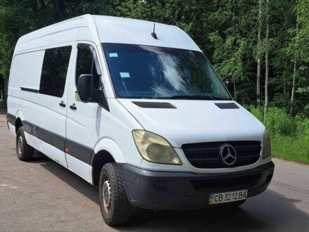 Белый Мерседес Sprinter, объемом двигателя 2.7 л и пробегом 350 тыс. км за 8500 $, фото 1 на Automoto.ua