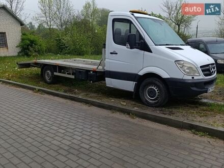Белый Мерседес Sprinter, объемом двигателя 2.15 л и пробегом 296 тыс. км за 12500 $, фото 1 на Automoto.ua
