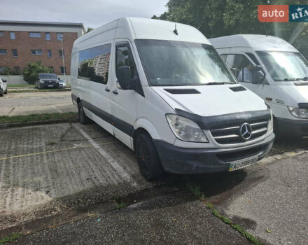 Белый Мерседес Sprinter, объемом двигателя 3 л и пробегом 500 тыс. км за 10600 $, фото 1 на Automoto.ua