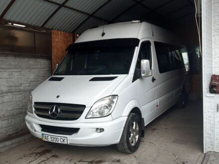 Белый Мерседес Sprinter, объемом двигателя 2.1 л и пробегом 280 тыс. км за 19000 $, фото 1 на Automoto.ua