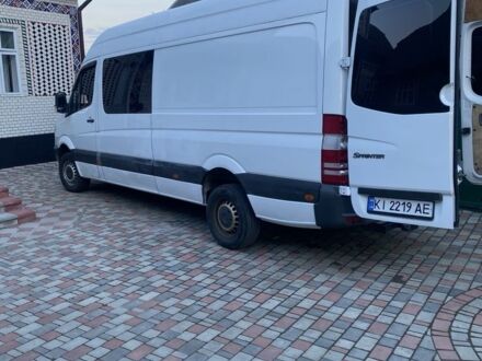 Білий Мерседес Sprinter, об'ємом двигуна 2.7 л та пробігом 500 тис. км за 11096 $, фото 1 на Automoto.ua
