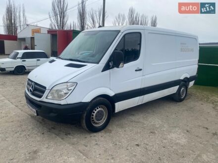 Белый Мерседес Sprinter, объемом двигателя 2.15 л и пробегом 485 тыс. км за 8400 $, фото 1 на Automoto.ua