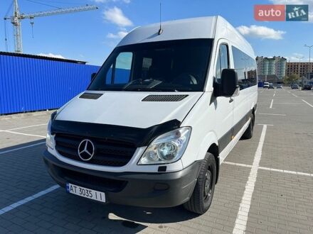 Белый Мерседес Sprinter, объемом двигателя 2.15 л и пробегом 888 тыс. км за 13999 $, фото 1 на Automoto.ua