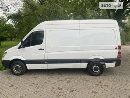 Белый Мерседес Sprinter, объемом двигателя 2.15 л и пробегом 540 тыс. км за 9000 $, фото 1 на Automoto.ua