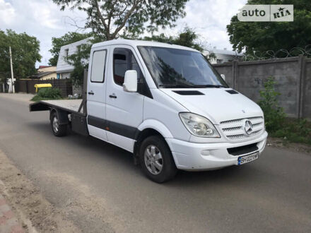 Белый Мерседес Sprinter, объемом двигателя 2.2 л и пробегом 340 тыс. км за 14999 $, фото 1 на Automoto.ua