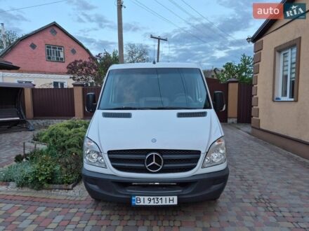 Белый Мерседес Sprinter, объемом двигателя 2.15 л и пробегом 394 тыс. км за 10950 $, фото 1 на Automoto.ua