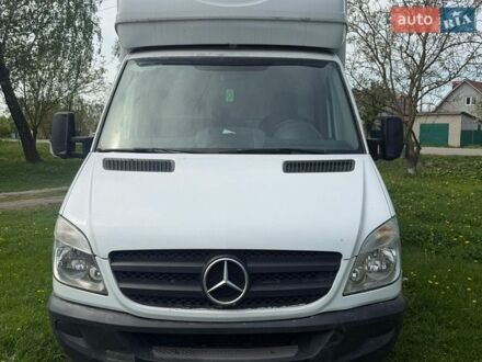 Белый Мерседес Sprinter, объемом двигателя 2.15 л и пробегом 288 тыс. км за 12999 $, фото 1 на Automoto.ua