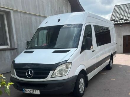 Белый Мерседес Sprinter, объемом двигателя 3.2 л и пробегом 833 тыс. км за 14500 $, фото 1 на Automoto.ua