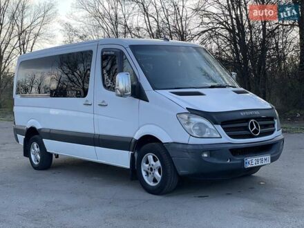 Мерседес Sprinter 2008 в Кривом Роге на Automoto.ua Белый Мерседес Sprinter, объемом двигателя 2.15 л и пробегом 700 тыс. км за 10300 $, фото 1 на Automoto.ua