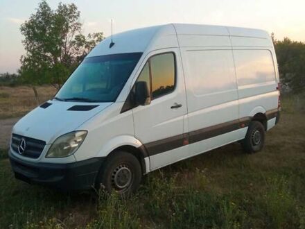 Белый Мерседес Sprinter, объемом двигателя 2.15 л и пробегом 10 тыс. км за 10000 $, фото 1 на Automoto.ua