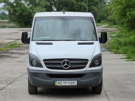 Белый Мерседес Sprinter, объемом двигателя 2 л и пробегом 382 тыс. км за 11000 $, фото 1 на Automoto.ua