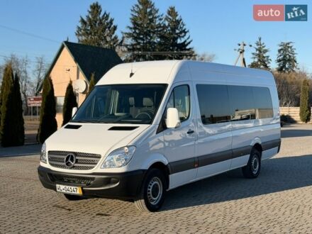 Белый Мерседес Sprinter, объемом двигателя 3 л и пробегом 343 тыс. км за 30000 $, фото 1 на Automoto.ua
