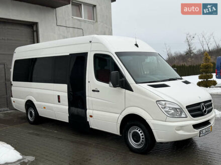 Белый Мерседес Sprinter, объемом двигателя 2.1 л и пробегом 322 тыс. км за 23400 $, фото 1 на Automoto.ua