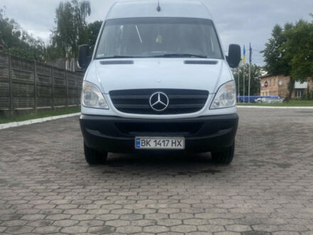 Білий Мерседес Sprinter, об'ємом двигуна 2.2 л та пробігом 760 тис. км за 17999 $, фото 1 на Automoto.ua