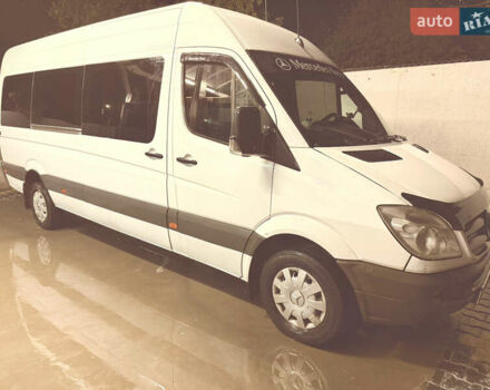 Білий Мерседес Sprinter, об'ємом двигуна 2.9 л та пробігом 620 тис. км за 23000 $, фото 1 на Automoto.ua