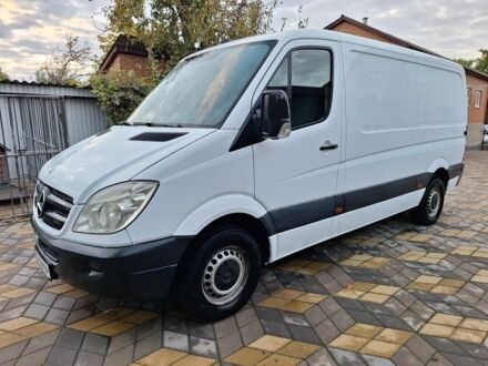 Белый Мерседес Sprinter, объемом двигателя 2.1 л и пробегом 354 тыс. км за 11800 $, фото 1 на Automoto.ua