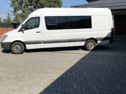 Мерседес Sprinter 2009 в Киеве на Automoto.ua Белый Мерседес Sprinter, объемом двигателя 2.1 л и пробегом 460 тыс. км за 13900 $, фото 1 на Automoto.ua