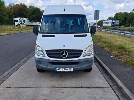Белый Мерседес Sprinter, объемом двигателя 2.2 л и пробегом 280 тыс. км за 11600 $, фото 1 на Automoto.ua