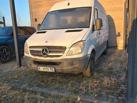 Белый Мерседес Sprinter, объемом двигателя 2.15 л и пробегом 350 тыс. км за 8600 $, фото 1 на Automoto.ua