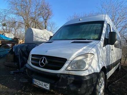 Белый Мерседес Sprinter, объемом двигателя 2.15 л и пробегом 500 тыс. км за 13500 $, фото 1 на Automoto.ua