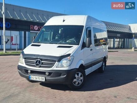 Белый Мерседес Sprinter, объемом двигателя 2.15 л и пробегом 700 тыс. км за 12900 $, фото 1 на Automoto.ua