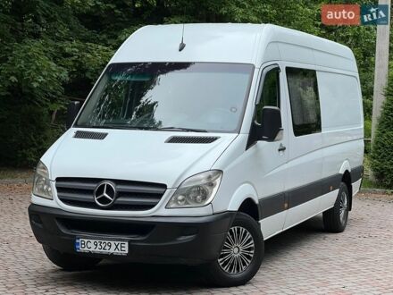 Білий Мерседес Sprinter, об'ємом двигуна 2.99 л та пробігом 710 тис. км за 17999 $, фото 1 на Automoto.ua