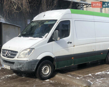 Белый Мерседес Sprinter, объемом двигателя 2.1 л и пробегом 475 тыс. км за 6900 $, фото 1 на Automoto.ua