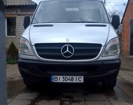 Белый Мерседес Sprinter, объемом двигателя 2.1 л и пробегом 250 тыс. км за 9900 $, фото 1 на Automoto.ua