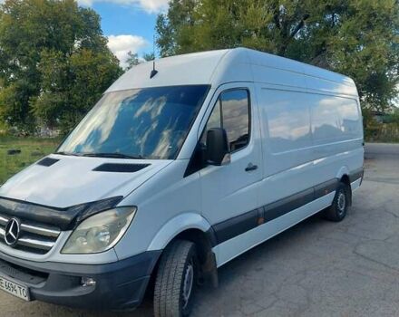 Белый Мерседес Sprinter, объемом двигателя 2.1 л и пробегом 451 тыс. км за 10500 $, фото 1 на Automoto.ua