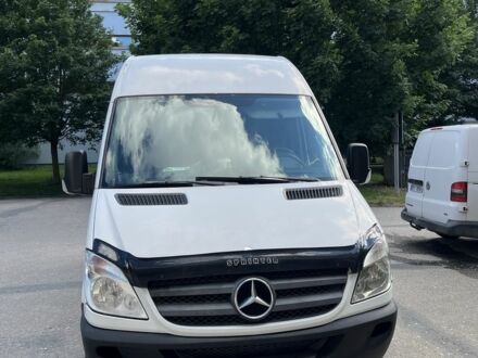Білий Мерседес Sprinter, об'ємом двигуна 2.1 л та пробігом 570 тис. км за 11267 $, фото 1 на Automoto.ua
