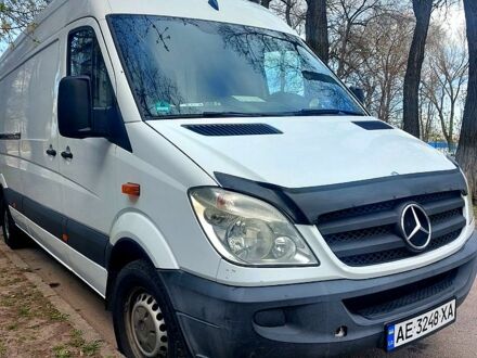 Белый Мерседес Sprinter, объемом двигателя 2.1 л и пробегом 499 тыс. км за 12500 $, фото 1 на Automoto.ua