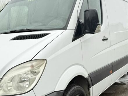 Белый Мерседес Sprinter, объемом двигателя 2.1 л и пробегом 60 тыс. км за 9999 $, фото 1 на Automoto.ua