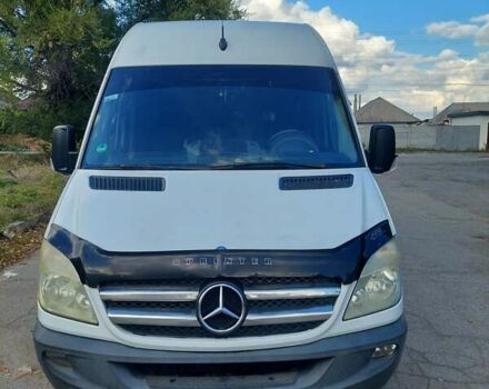 Белый Мерседес Sprinter, объемом двигателя 2.14 л и пробегом 451 тыс. км за 11900 $, фото 1 на Automoto.ua