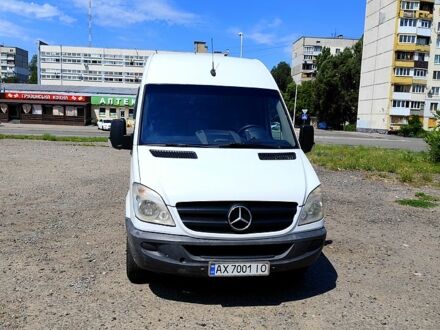 Мерседес Sprinter 2009 в Харькове на Automoto.ua Белый Мерседес Sprinter, объемом двигателя 2.1 л и пробегом 420 тыс. км за 8500 $, фото 1 на Automoto.ua