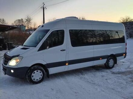 Белый Мерседес Sprinter, объемом двигателя 2.15 л и пробегом 777 тыс. км за 13550 $, фото 1 на Automoto.ua