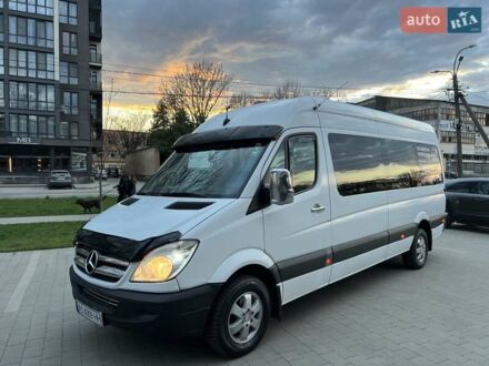 Мерседес Sprinter 2009 в Ужгороде на Automoto.ua Белый Мерседес Sprinter, объемом двигателя 2.14 л и пробегом 850 тыс. км за 15800 $, фото 1 на Automoto.ua