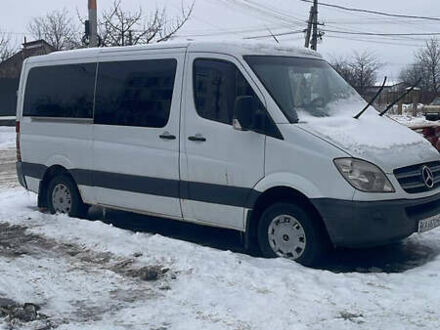 Белый Мерседес Sprinter, объемом двигателя 2.2 л и пробегом 470 тыс. км за 11000 $, фото 1 на Automoto.ua
