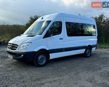 Белый Мерседес Sprinter, объемом двигателя 0 л и пробегом 390 тыс. км за 16700 $, фото 1 на Automoto.ua