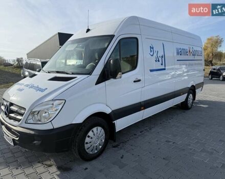 Белый Мерседес Sprinter, объемом двигателя 2.14 л и пробегом 280 тыс. км за 15500 $, фото 1 на Automoto.ua