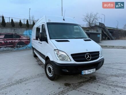 Белый Мерседес Sprinter, объемом двигателя 2.15 л и пробегом 585 тыс. км за 9200 $, фото 1 на Automoto.ua
