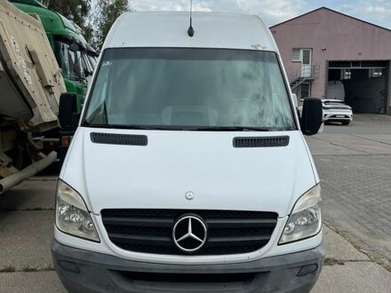 Белый Мерседес Sprinter, объемом двигателя 2.14 л и пробегом 396 тыс. км за 12500 $, фото 1 на Automoto.ua