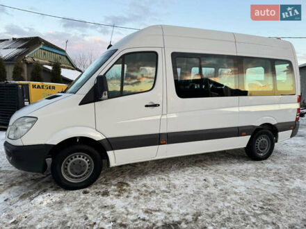 Белый Мерседес Sprinter, объемом двигателя 2.15 л и пробегом 390 тыс. км за 14200 $, фото 1 на Automoto.ua