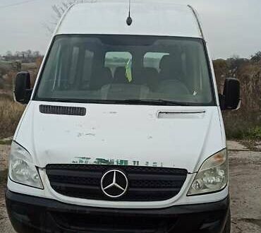 Белый Мерседес Sprinter, объемом двигателя 2.14 л и пробегом 216 тыс. км за 9300 $, фото 1 на Automoto.ua