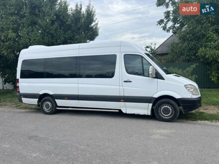Білий Мерседес Sprinter, об'ємом двигуна 2.15 л та пробігом 250 тис. км за 14000 $, фото 1 на Automoto.ua