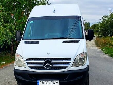 Мерседес Sprinter 2010 в Киеве на Automoto.ua Белый Мерседес Sprinter, объемом двигателя 2.1 л и пробегом 382 тыс. км за 9000 $, фото 1 на Automoto.ua