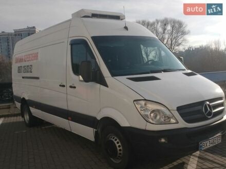Белый Мерседес Sprinter, объемом двигателя 3 л и пробегом 210 тыс. км за 23000 $, фото 1 на Automoto.ua