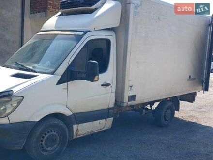Мерседес Sprinter 2010 в Ивано-Франковске на Automoto.ua Белый Мерседес Sprinter, объемом двигателя 2.14 л и пробегом 710 тыс. км за 9800 $, фото 1 на Automoto.ua