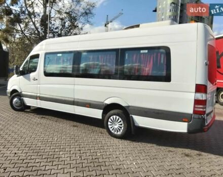 Белый Мерседес Sprinter, объемом двигателя 2.14 л и пробегом 624 тыс. км за 25900 $, фото 1 на Automoto.ua