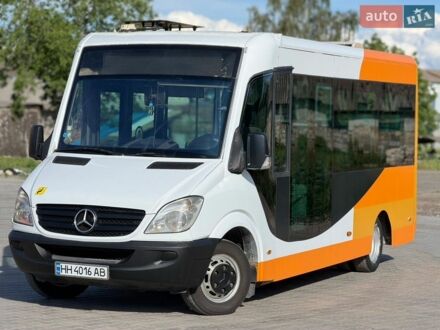 Белый Мерседес Sprinter, объемом двигателя 2.14 л и пробегом 552 тыс. км за 15999 $, фото 1 на Automoto.ua