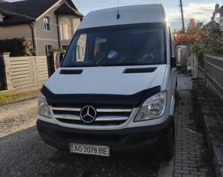 Белый Мерседес Sprinter, объемом двигателя 2 л и пробегом 380 тыс. км за 13500 $, фото 1 на Automoto.ua